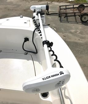 Robalo R180-CENTER-CONSOLE image