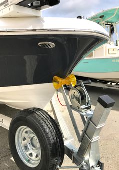 Robalo R180-CENTER-CONSOLE image