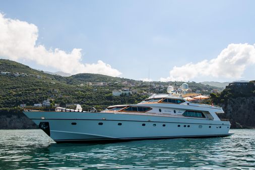 Admiral 36 image