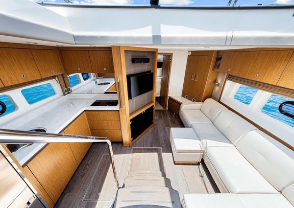 Sea Ray 510 Sundancer image