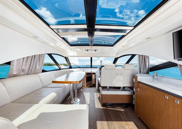 Sea Ray 510 Sundancer image