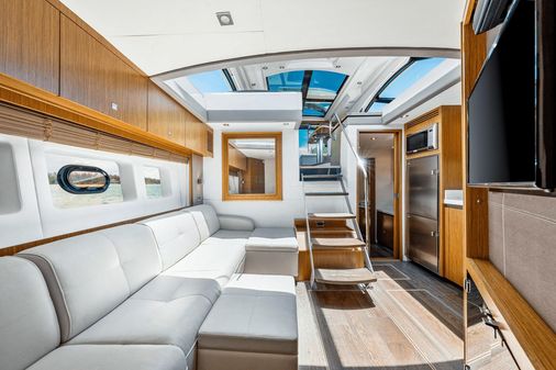 Sea Ray 510 Sundancer image