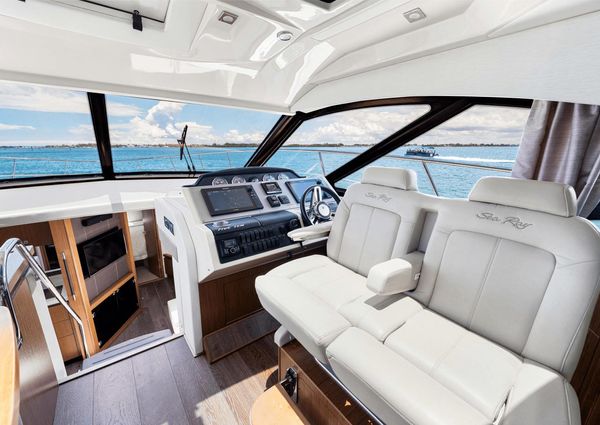 Sea Ray 510 Sundancer image