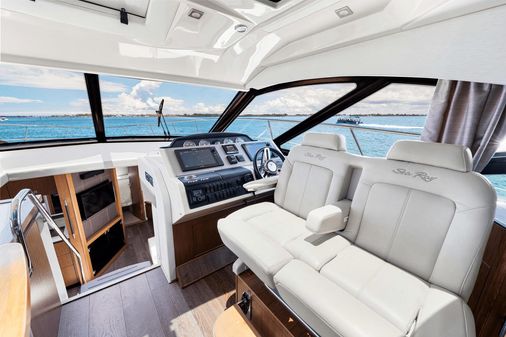 Sea Ray 510 Sundancer image