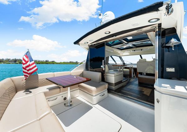 Sea Ray 510 Sundancer image