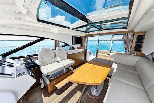 Sea Ray 510 Sundancer image