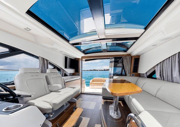 Sea Ray 510 Sundancer image