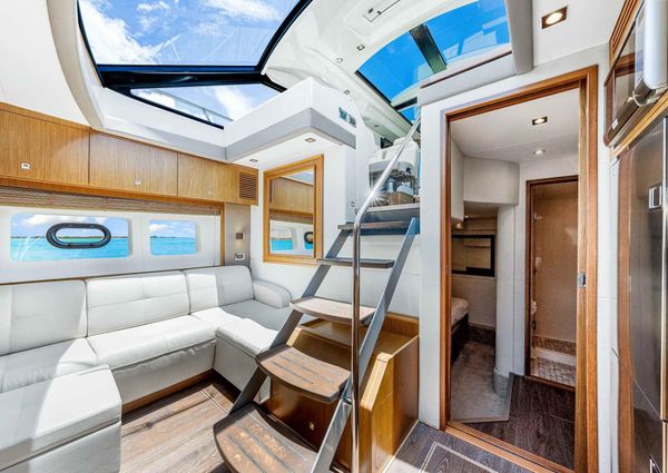 Sea Ray 510 Sundancer image