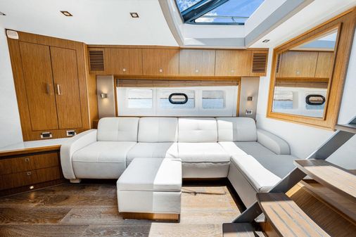 Sea Ray 510 Sundancer image