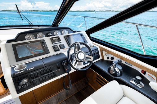 Sea Ray 510 Sundancer image