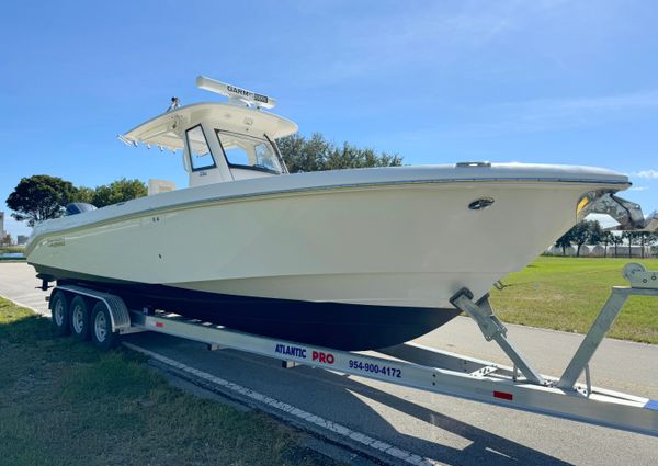 Everglades 325-CENTER-CONSOLE image