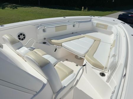 Everglades 325-CENTER-CONSOLE image