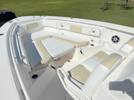 Everglades 325-CENTER-CONSOLE image