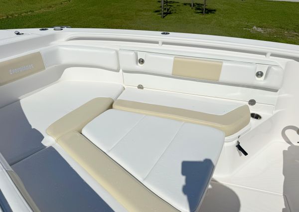 Everglades 325-CENTER-CONSOLE image