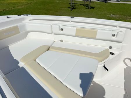 Everglades 325-CENTER-CONSOLE image