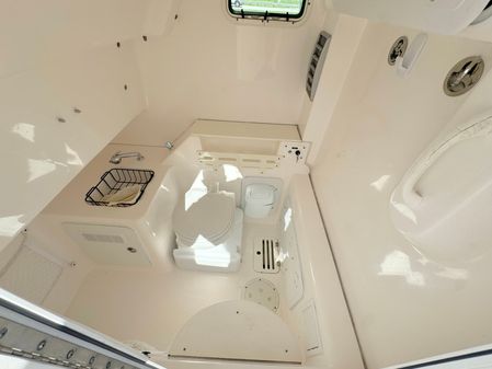 Everglades 325-CENTER-CONSOLE image