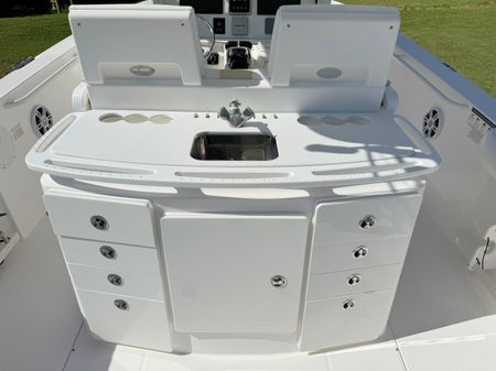 Everglades 325-CENTER-CONSOLE image