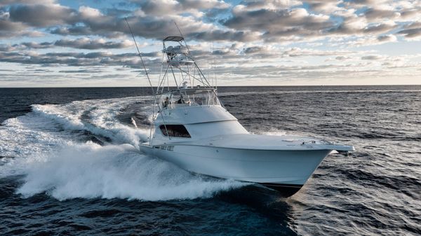 Hatteras 60 Convertible image