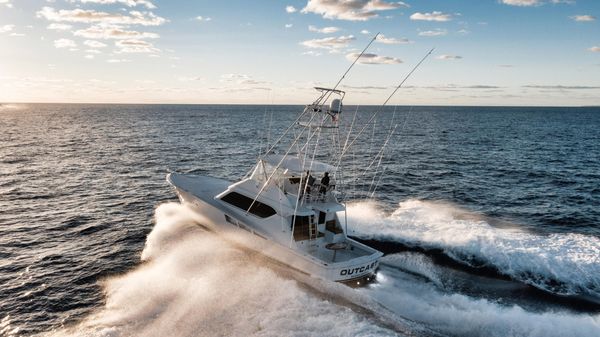 Hatteras 60 Convertible image