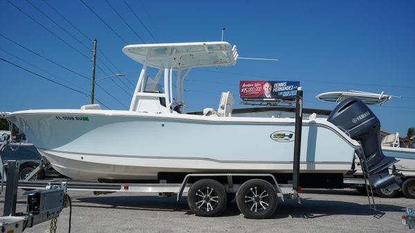 Sea Hunt Ultra 234
