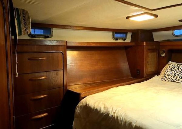 Gulfstar SAILMASTER-47 image