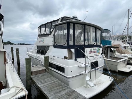 Carver 370 Aft Cabin image