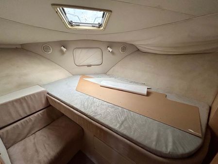 Carver 370 Aft Cabin image