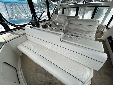 Carver 370 Aft Cabin image