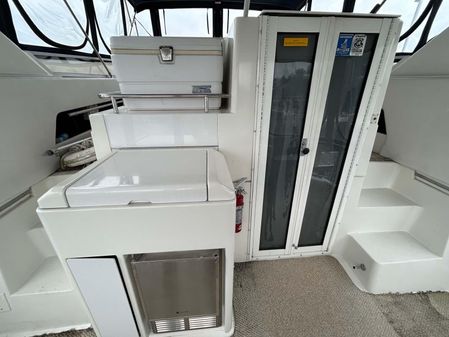 Carver 370 Aft Cabin image