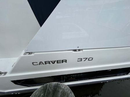 Carver 370 Aft Cabin image