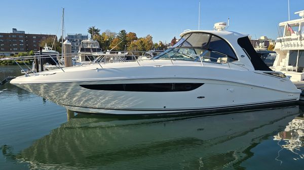 Sea Ray 370 Sundancer 