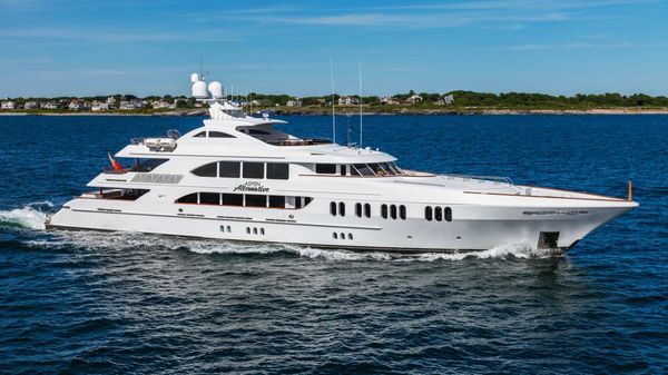 Trinity Yachts Tri-Deck Motor Yacht