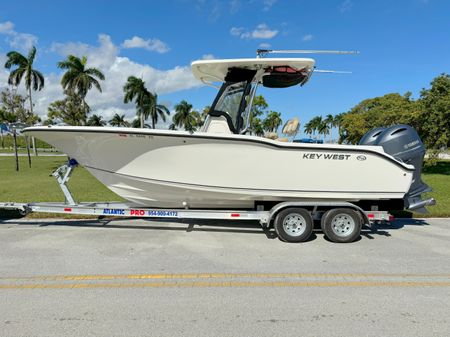 Key-west 244-CENTER-CONSOLE image