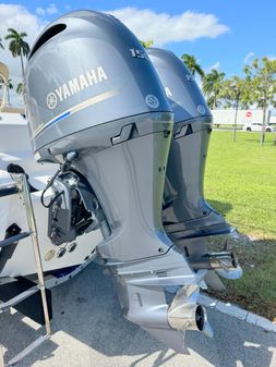 Key-west 244-CENTER-CONSOLE image