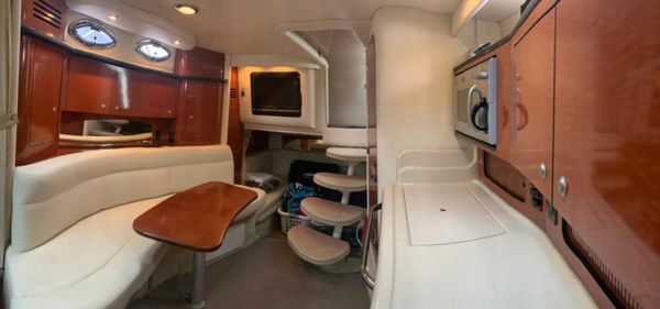 Sea Ray 320 Sundancer image