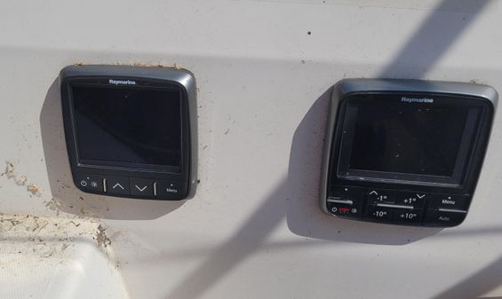 Catalina 30 image