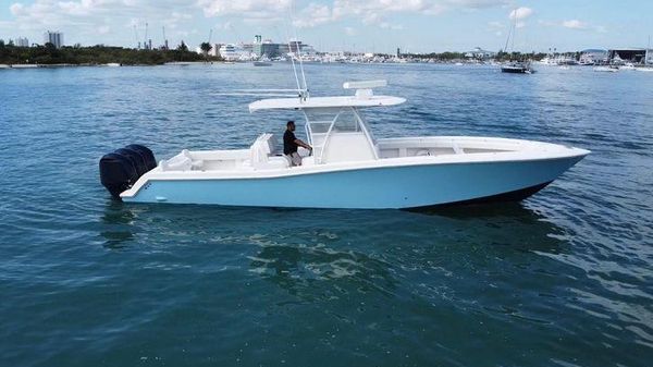 Invincible 39 Open Fisherman