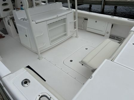 Everglades 435 Center Console image