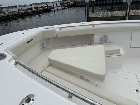 Everglades 435 Center Console image