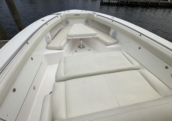 Everglades 435 Center Console image