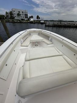 Everglades 435 Center Console image