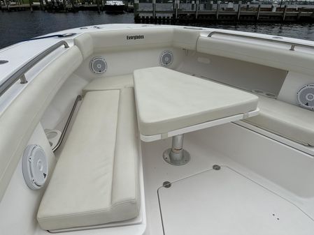 Everglades 435 Center Console image