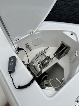 Everglades 435 Center Console image