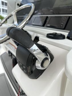 Everglades 435 Center Console image