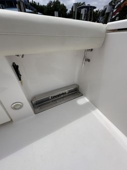 Everglades 435 Center Console image