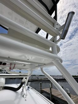 Everglades 435 Center Console image