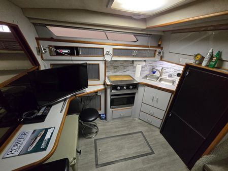 Sea Ray 390 Express Cruiser image