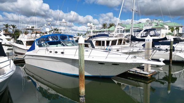 Sea Ray 440 Sundancer