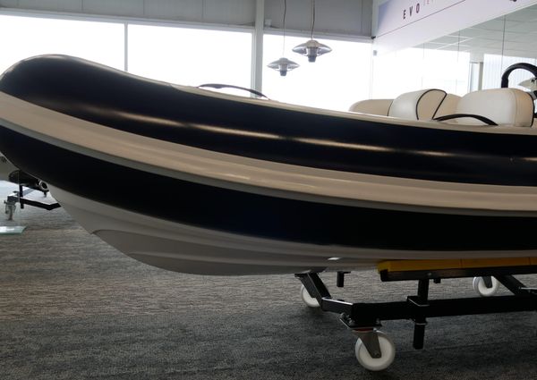 Williams Jet Tenders Turbojet 325 image