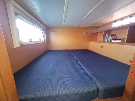 Catana 431 image